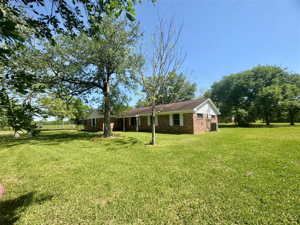 property-search 2 15903 Hickory Drive