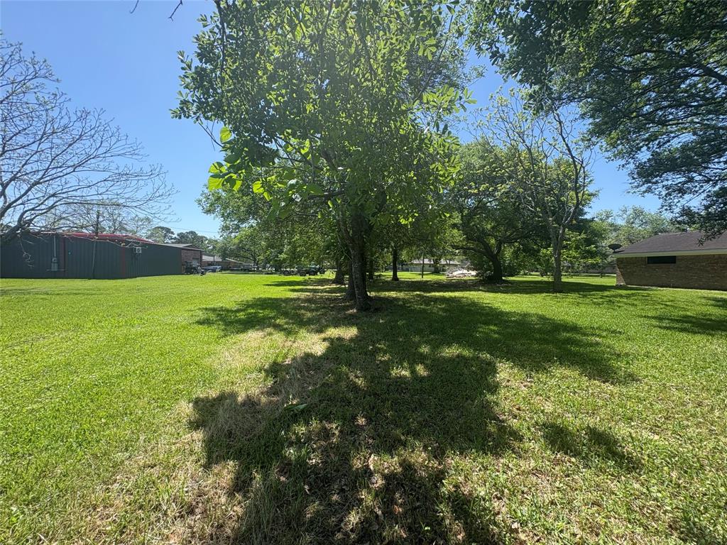 15903 Hickory Drive, Alvin, Texas image 8