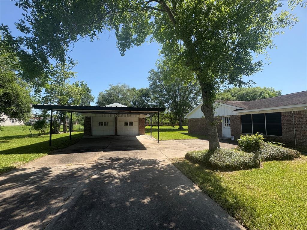 property-search 1 15903 Hickory Drive