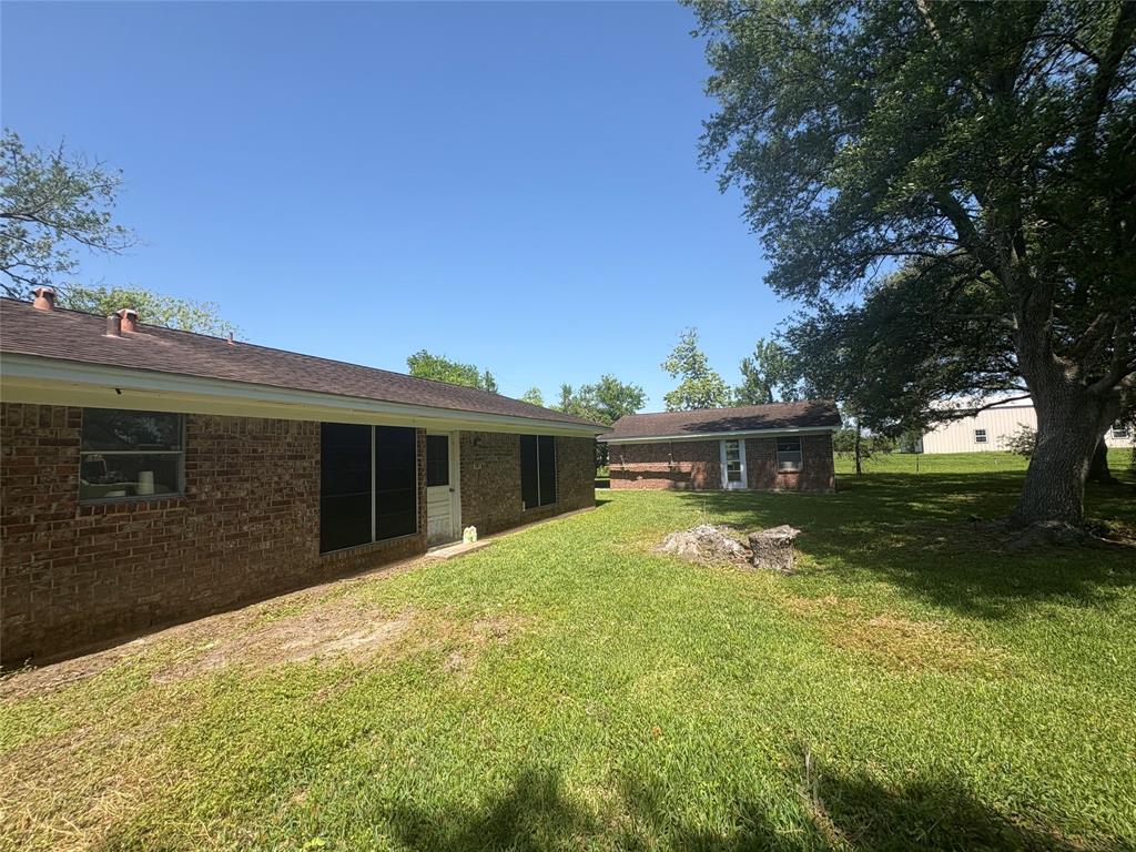 property-search 3 15903 Hickory Drive
