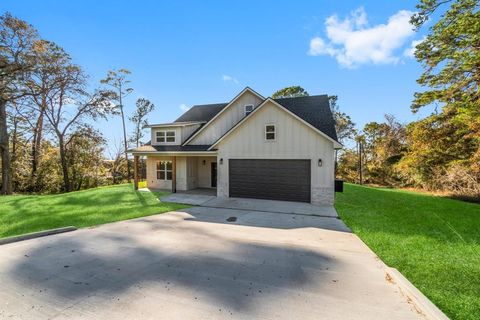 A home in Onalaska