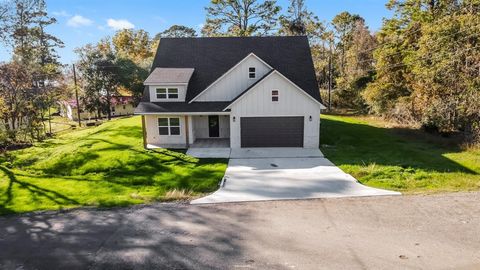 A home in Onalaska