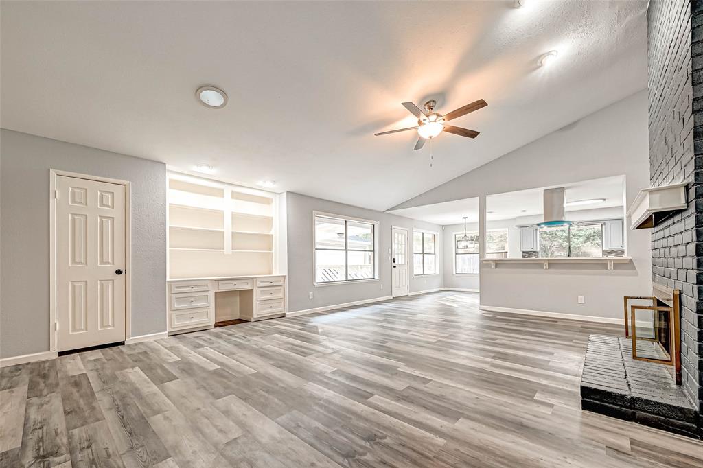 3022 Falling Brook Drive, Kingwood, Texas image 17