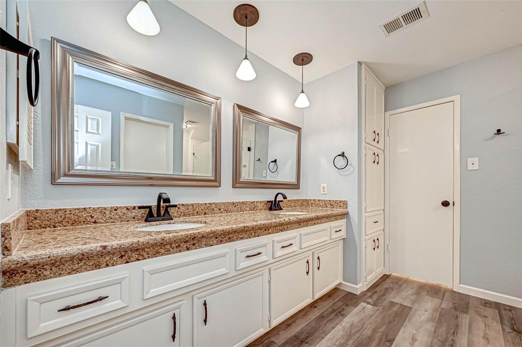 3022 Falling Brook Drive, Kingwood, Texas image 24
