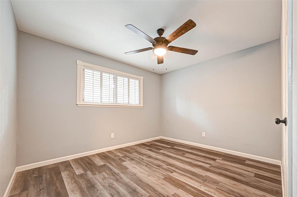 3022 Falling Brook Drive, Kingwood, Texas image 34