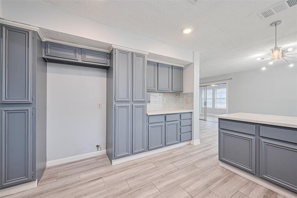 2115 Streamcrest Lane, Sugar Land, Texas image 14