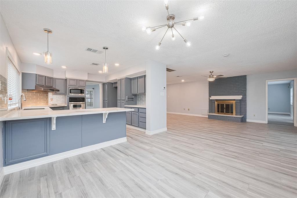 2115 Streamcrest Lane, Sugar Land, Texas image 11