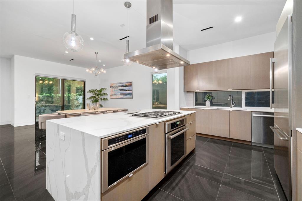 4712 La Branch Street, Houston, Texas image 13
