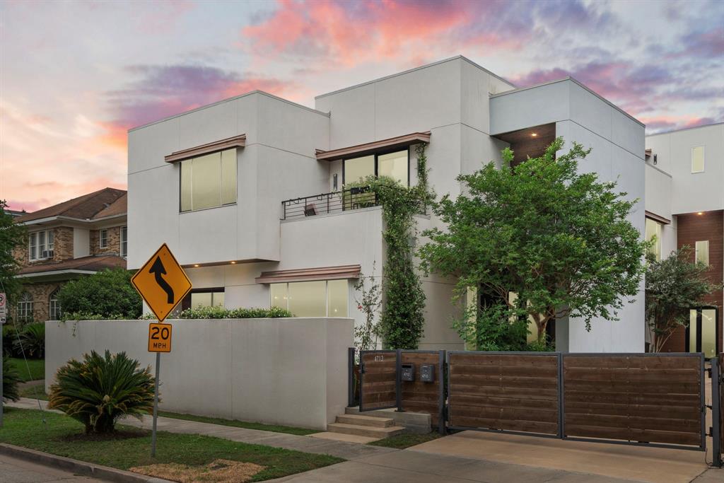 4712 La Branch Street, Houston, Texas image 1