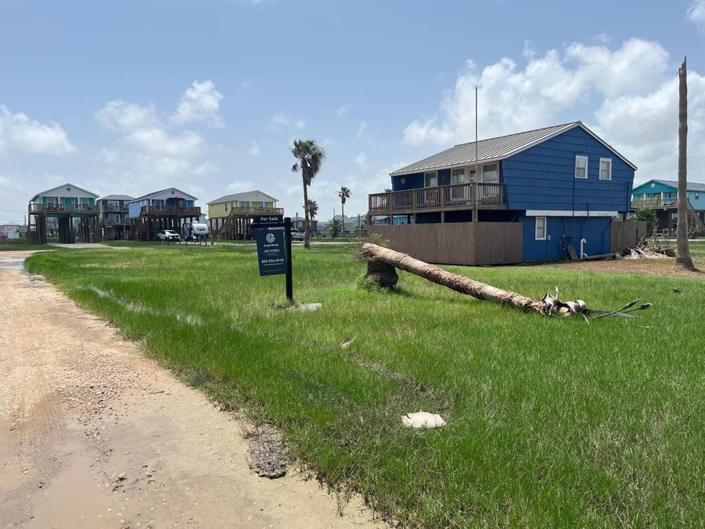 314 Seabean Street St, Surfside Beach, Texas image 6