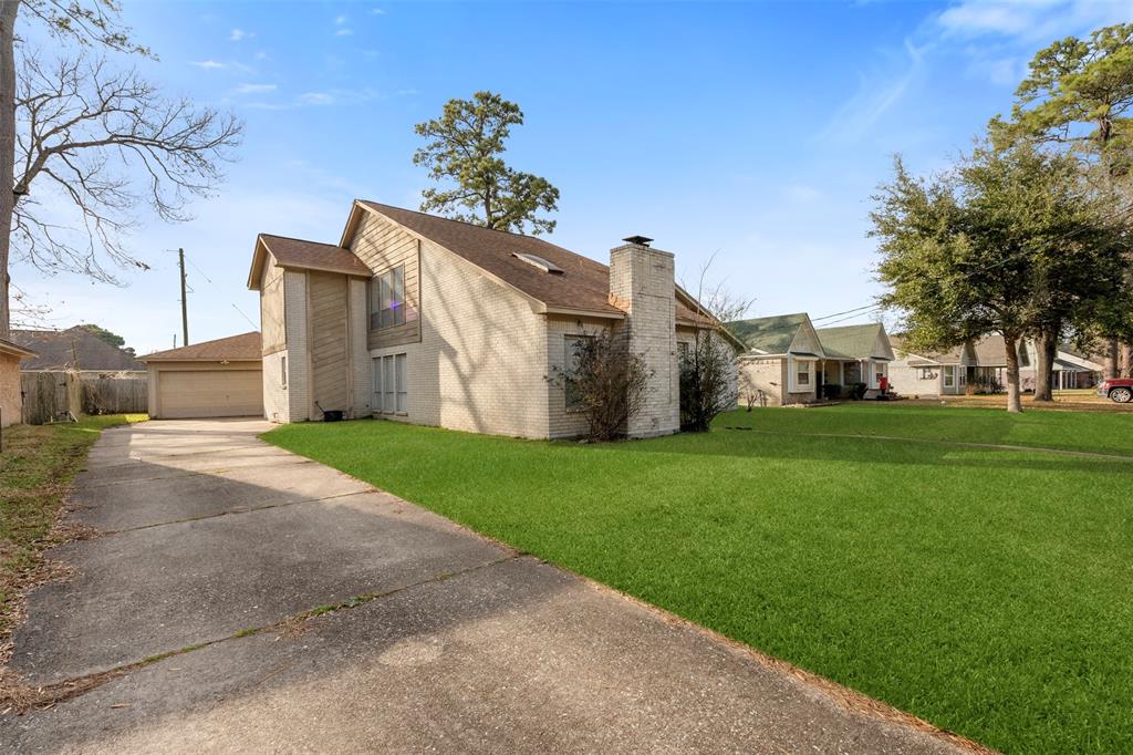 3809 Trailwood Drive, Baytown, Texas image 27