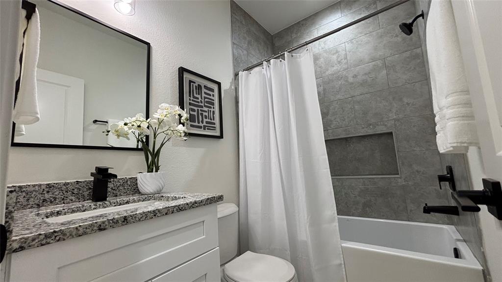 15016 Indian Hill Trail