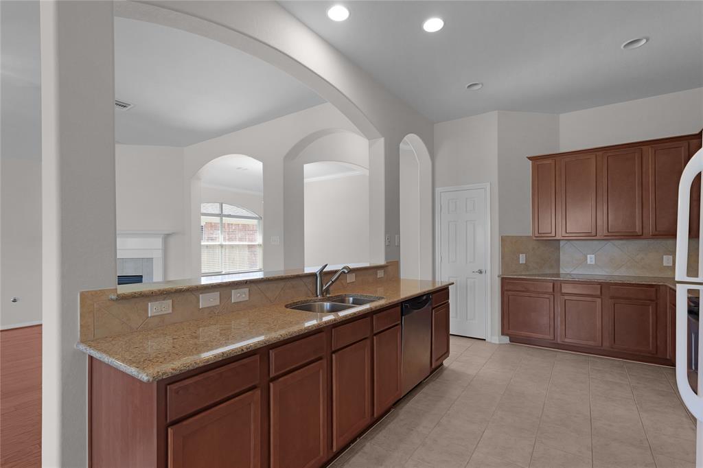 13406 Georgia Hollow Court, Rosharon, Texas image 12