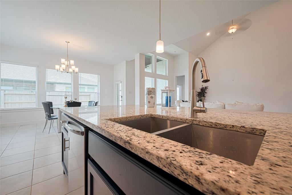 2211 Stone Lodge Court, Richmond, Texas image 21