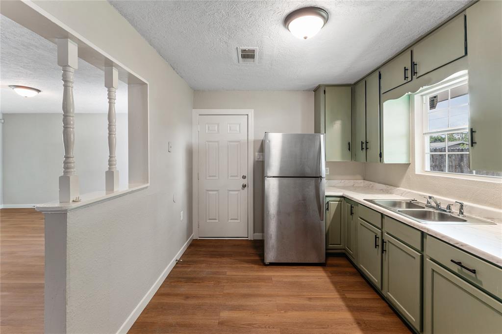 2910 Robinson Boulevard, Texas City, Texas image 7