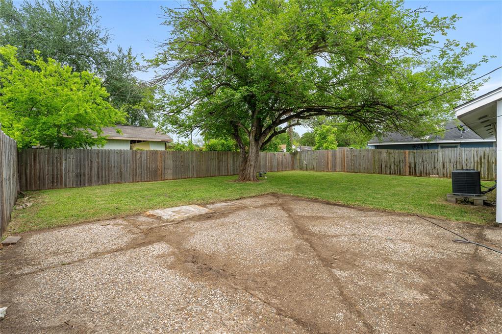 2910 Robinson Boulevard, Texas City, Texas image 20