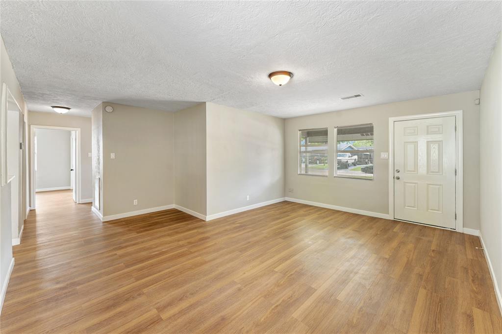 2910 Robinson Boulevard, Texas City, Texas image 5