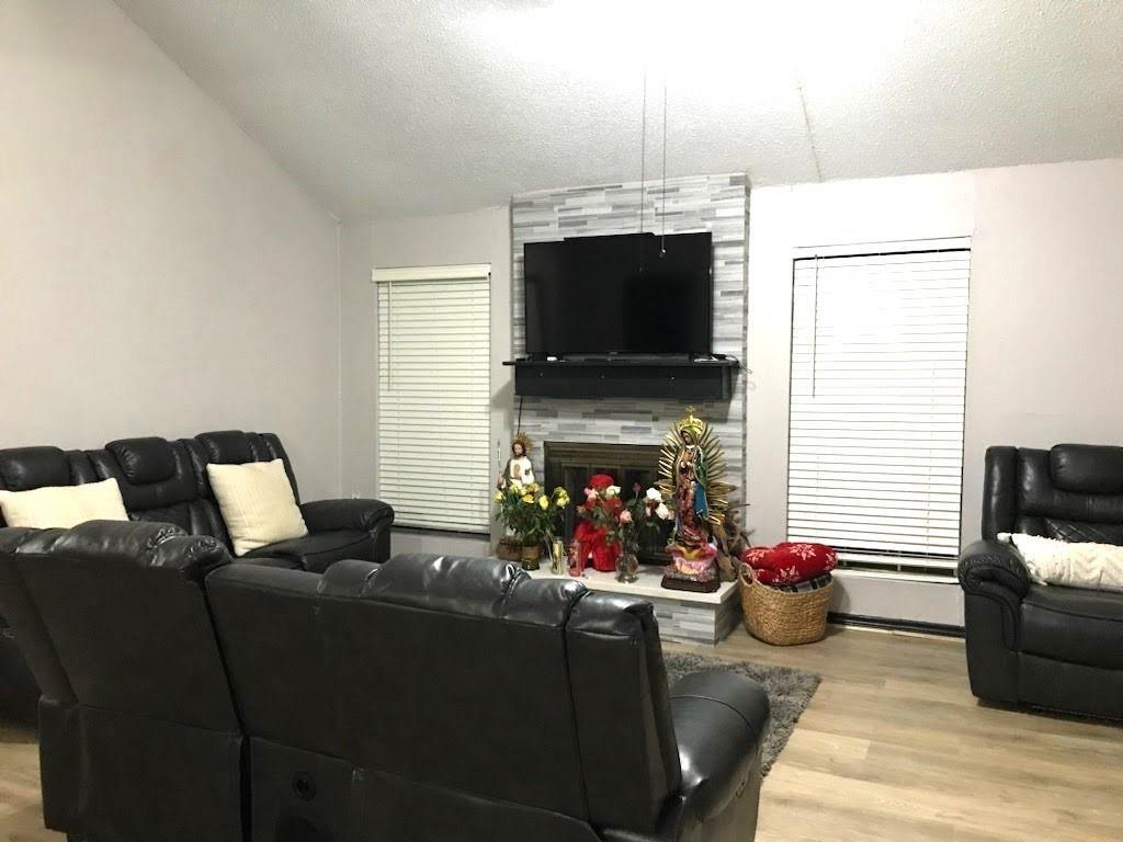 14014 Clear Forest Drive, Sugar Land, Texas image 5