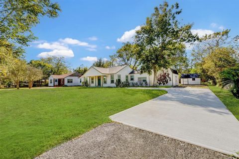 A home in La Marque