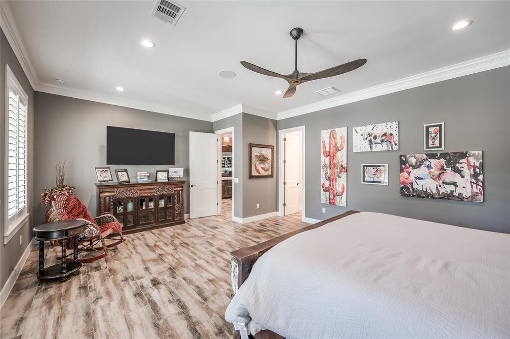 15062 & 15068 Lake Paula Dr, Willis, Texas image 12