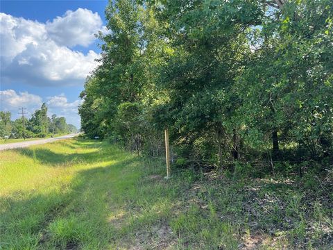 Photo of 2450 Crockett Martin Road, Conroe, TX 77306 (MLS # 71668888)