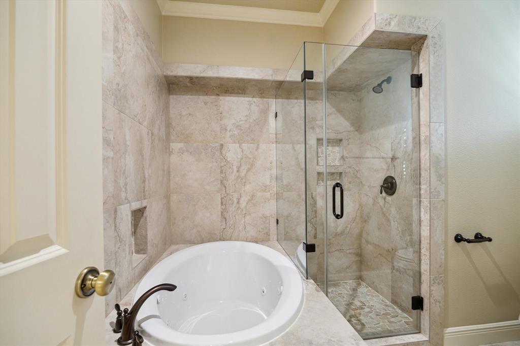 1615 Lake Wilderness Lane, Kingwood, Texas image 37
