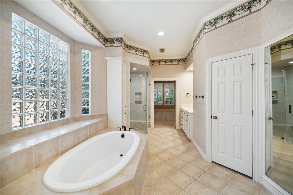 1615 Lake Wilderness Lane, Kingwood, Texas image 26