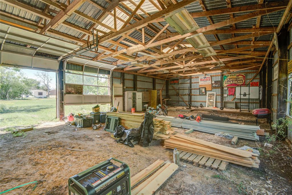 238 East Phillips Road Rd, Angleton, Texas image 5