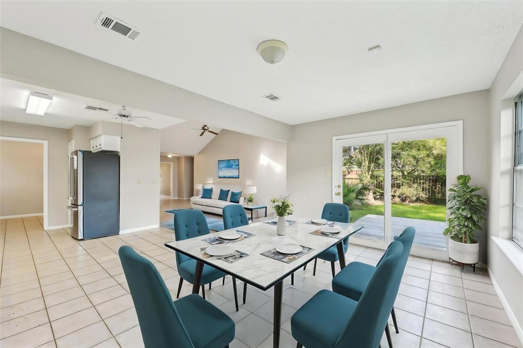 5506 Enchanted Timbers Drive, Humble, Texas image 3