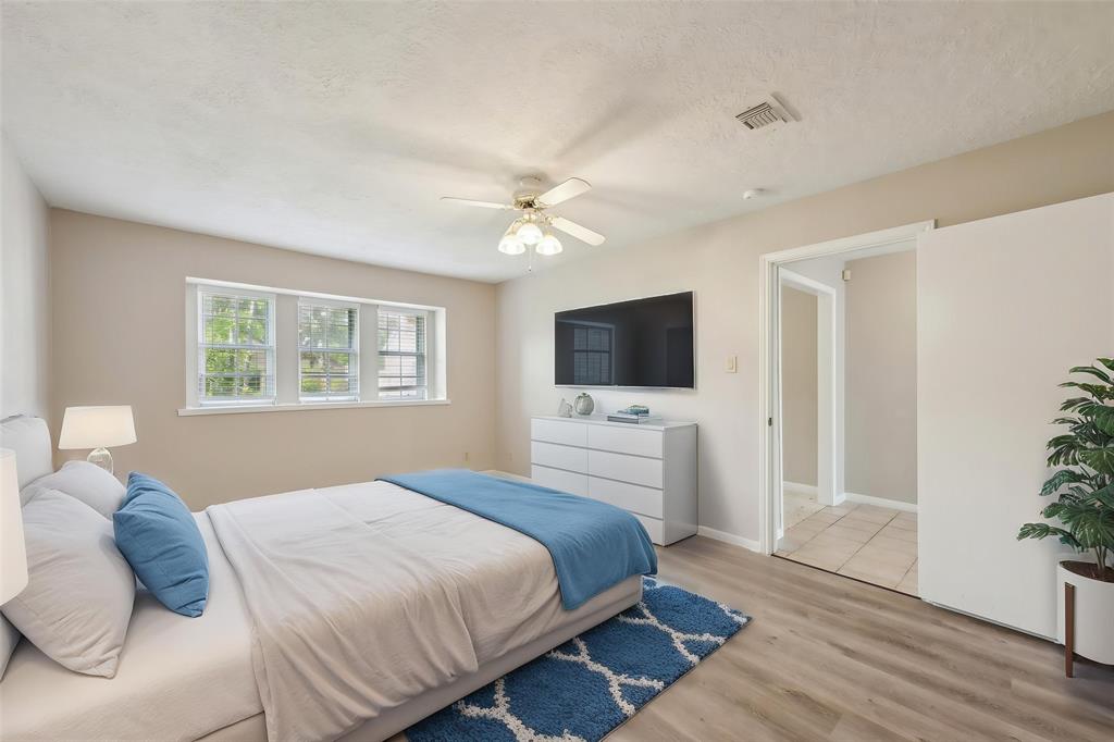 5506 Enchanted Timbers Drive, Humble, Texas image 4
