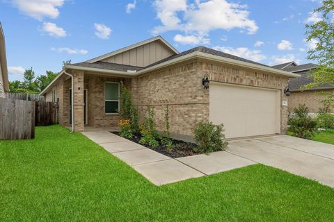 Photo of 212 Charles Ridge Drive, Conroe, TX 77316 (MLS # 56780610)
