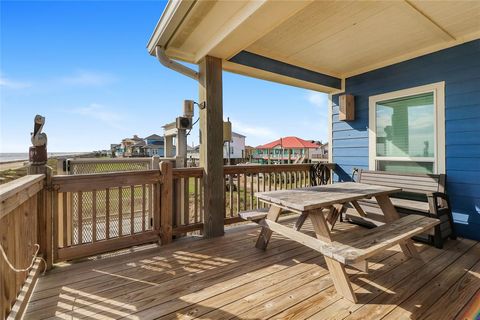 A home in Crystal Beach