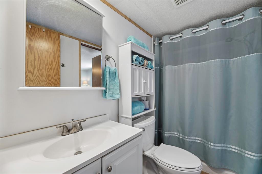 309 S 10th Street, Port O Connor, Texas image 18