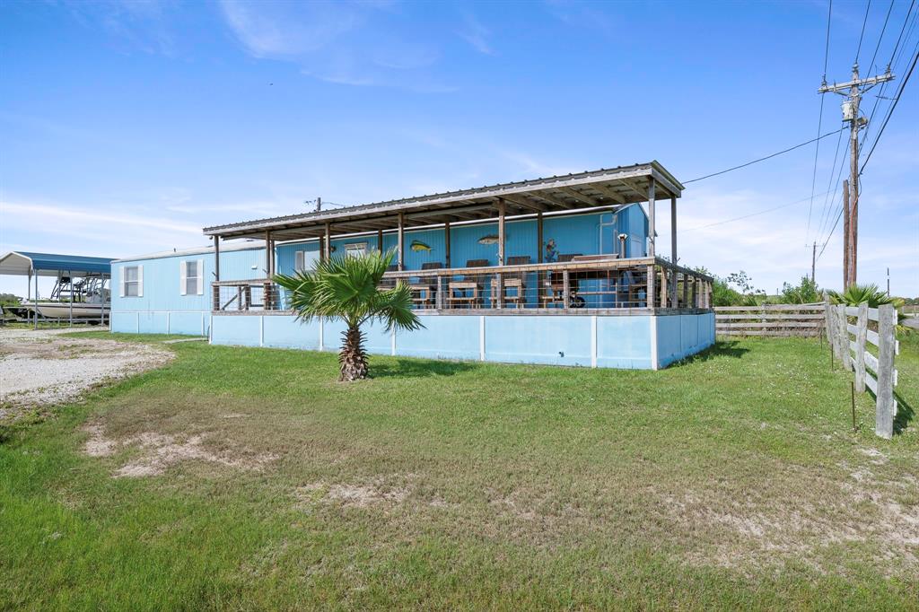 309 S 10th Street, Port O Connor, Texas image 1