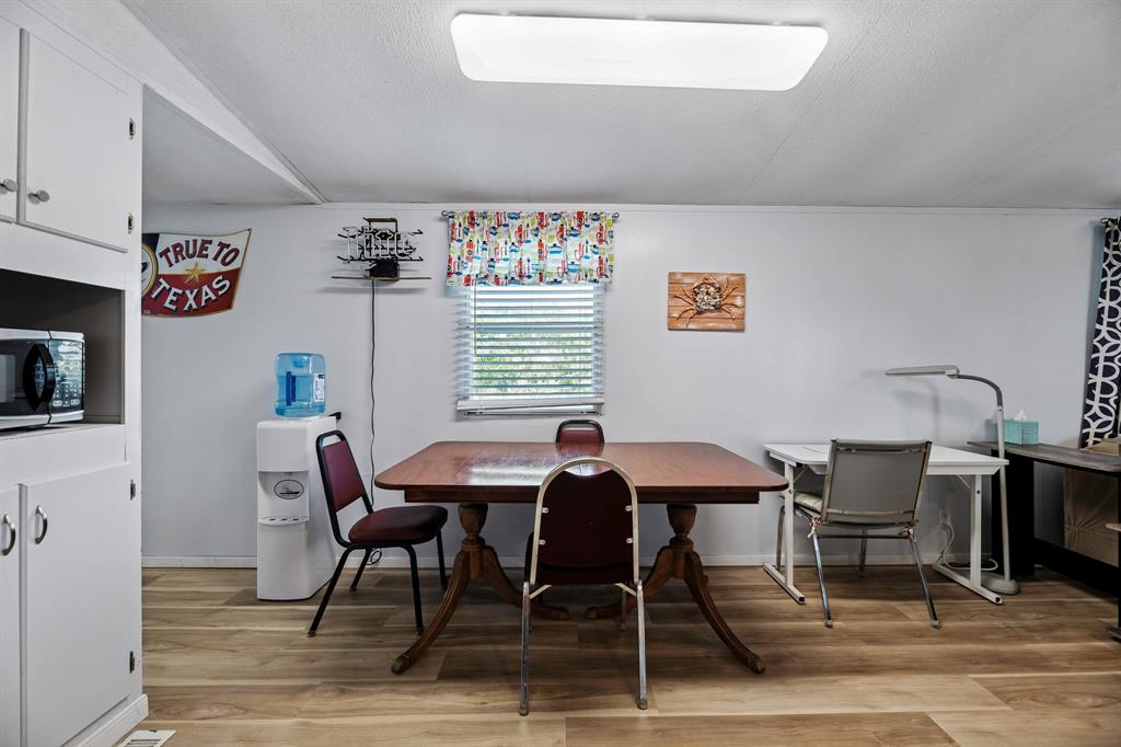 309 S 10th Street, Port O Connor, Texas image 13