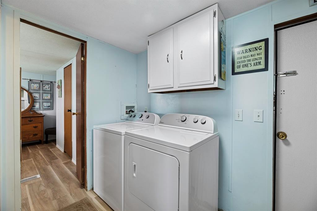 309 S 10th Street, Port O Connor, Texas image 14