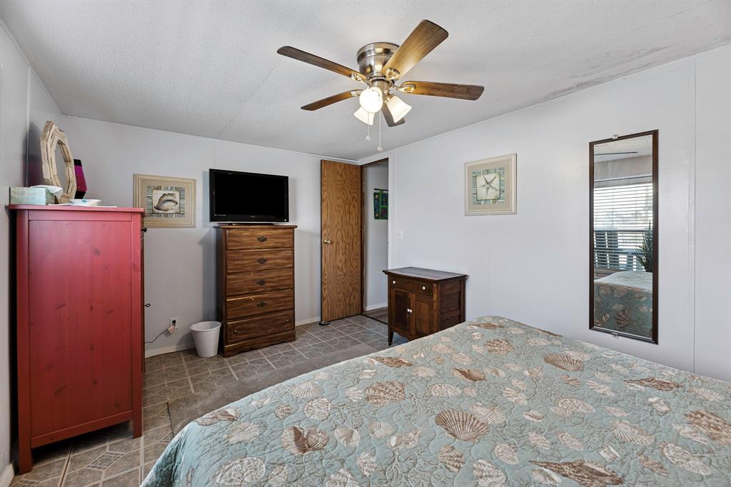 309 S 10th Street, Port O Connor, Texas image 28