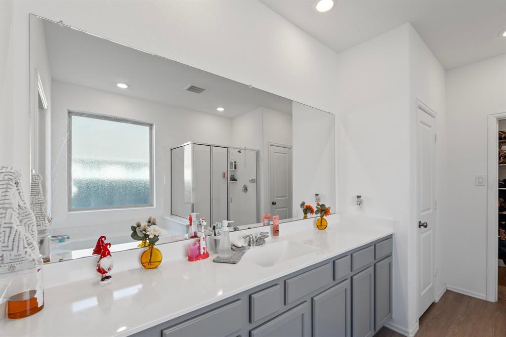 5319 Winding Stream Drive, Rosenberg, Texas image 15