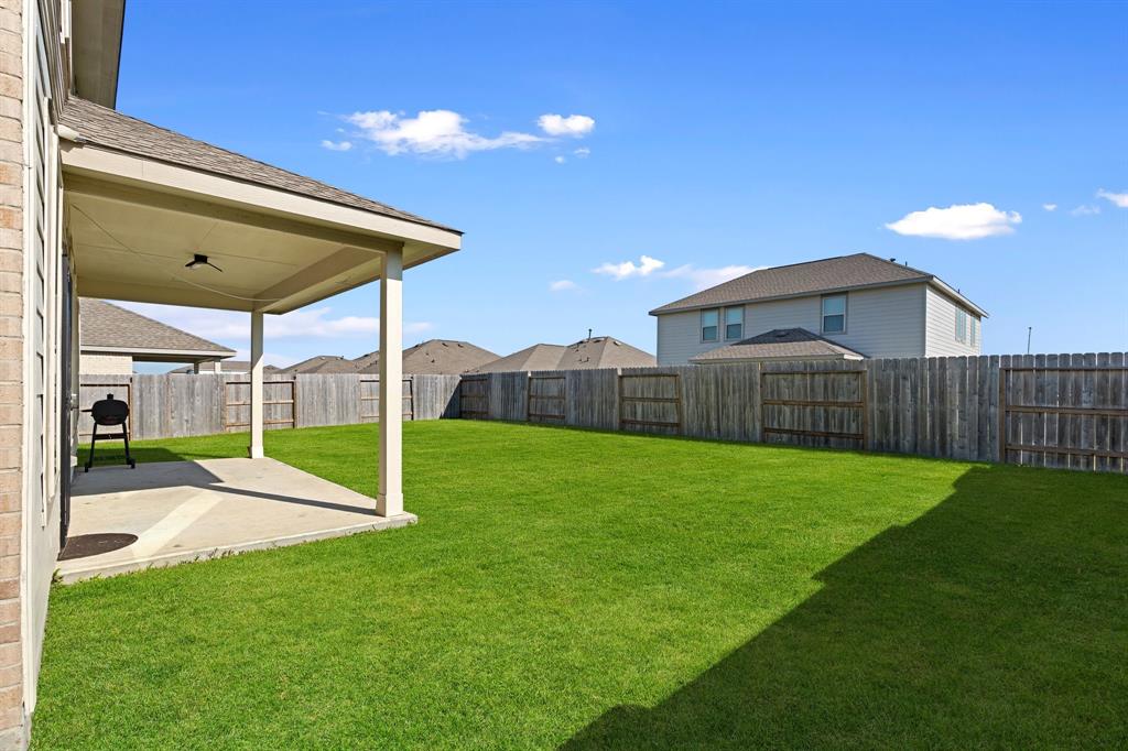 5319 Winding Stream Drive, Rosenberg, Texas image 39