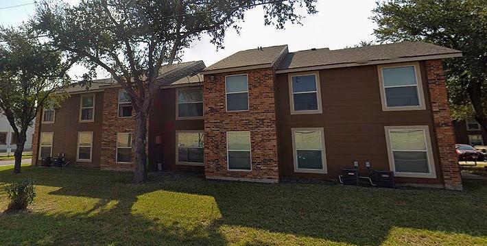 513 W Frontage St