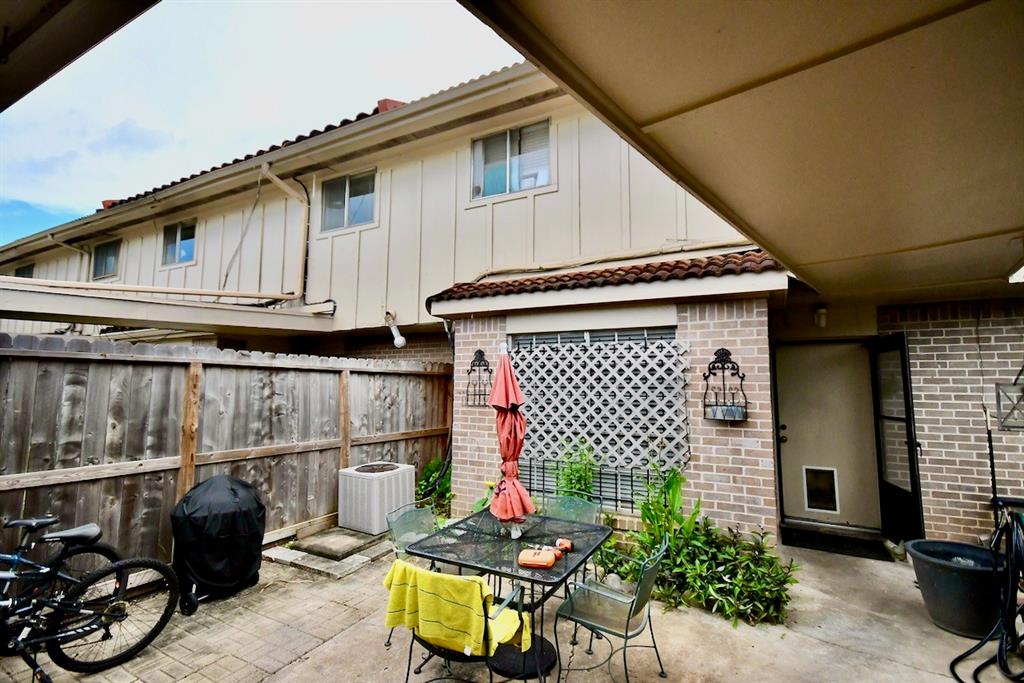 Photo 19 of 22 of 3314 Continental Drive townhome