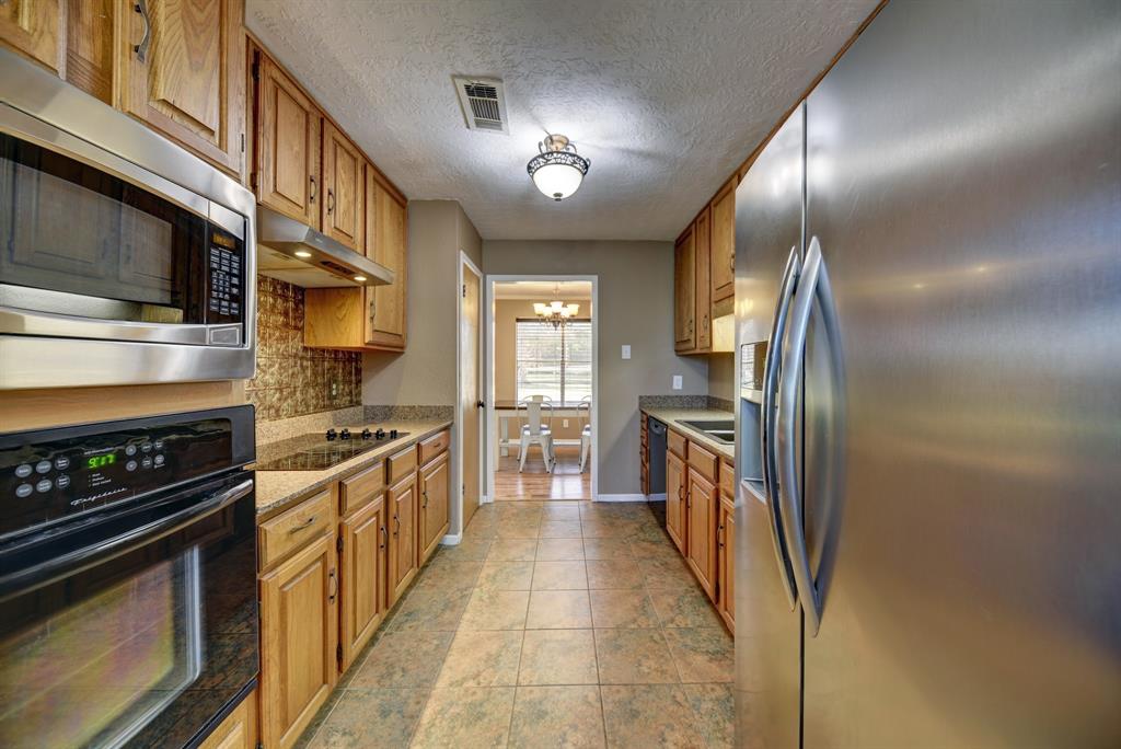 3250 Spanish Oaks Drive, Brenham, Texas image 3