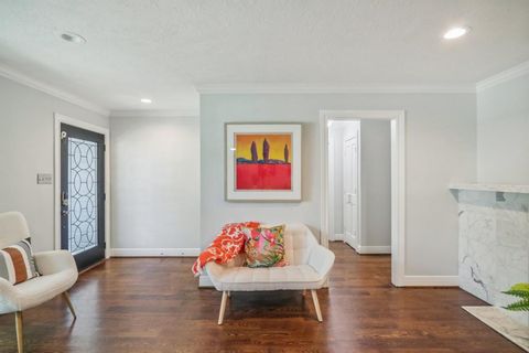 Single Family Residence in Bellaire TX 4405 Phil Street 14.jpg