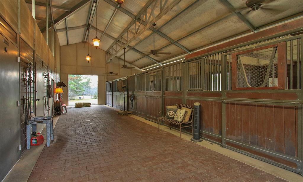 522 Whispering Meadow, Magnolia, Texas image 39