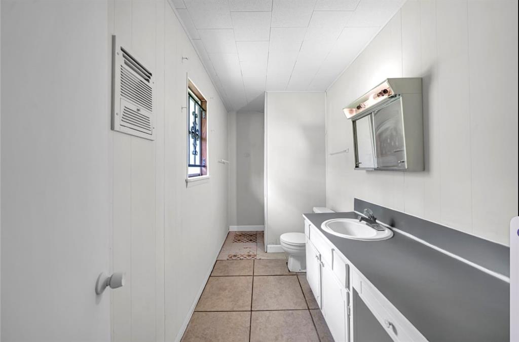 Houston, Texas 77026, United States, 2 Bedrooms Bedrooms, ,2 BathroomsBathrooms,Residential,Active,162382