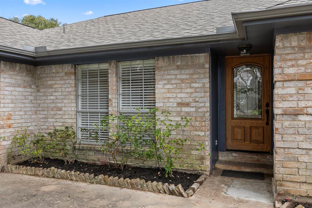 814 Pickford Drive, Katy, Texas image 4