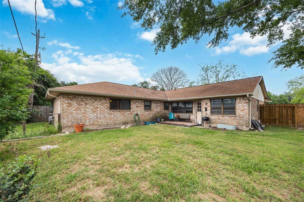6107 Brown Bark Drive, Houston, Texas image 24