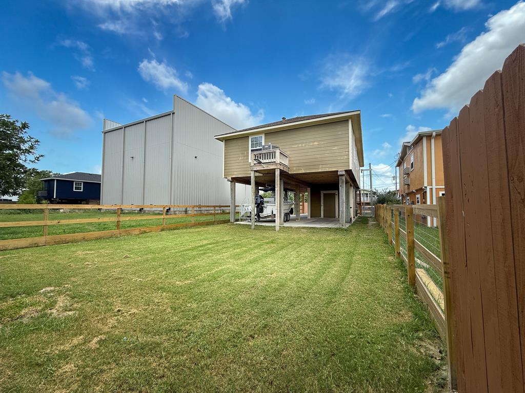 931 12th Street, Dickinson, Texas image 4