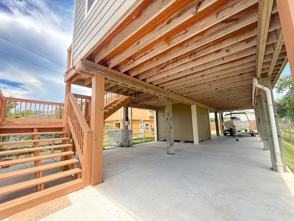 931 12th Street, Dickinson, Texas image 3