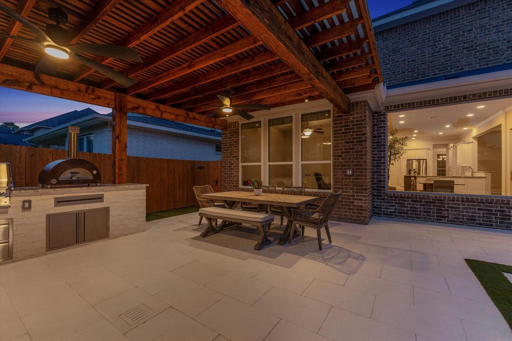 27514 Atwood Preserve Lane, Spring, Texas image 3